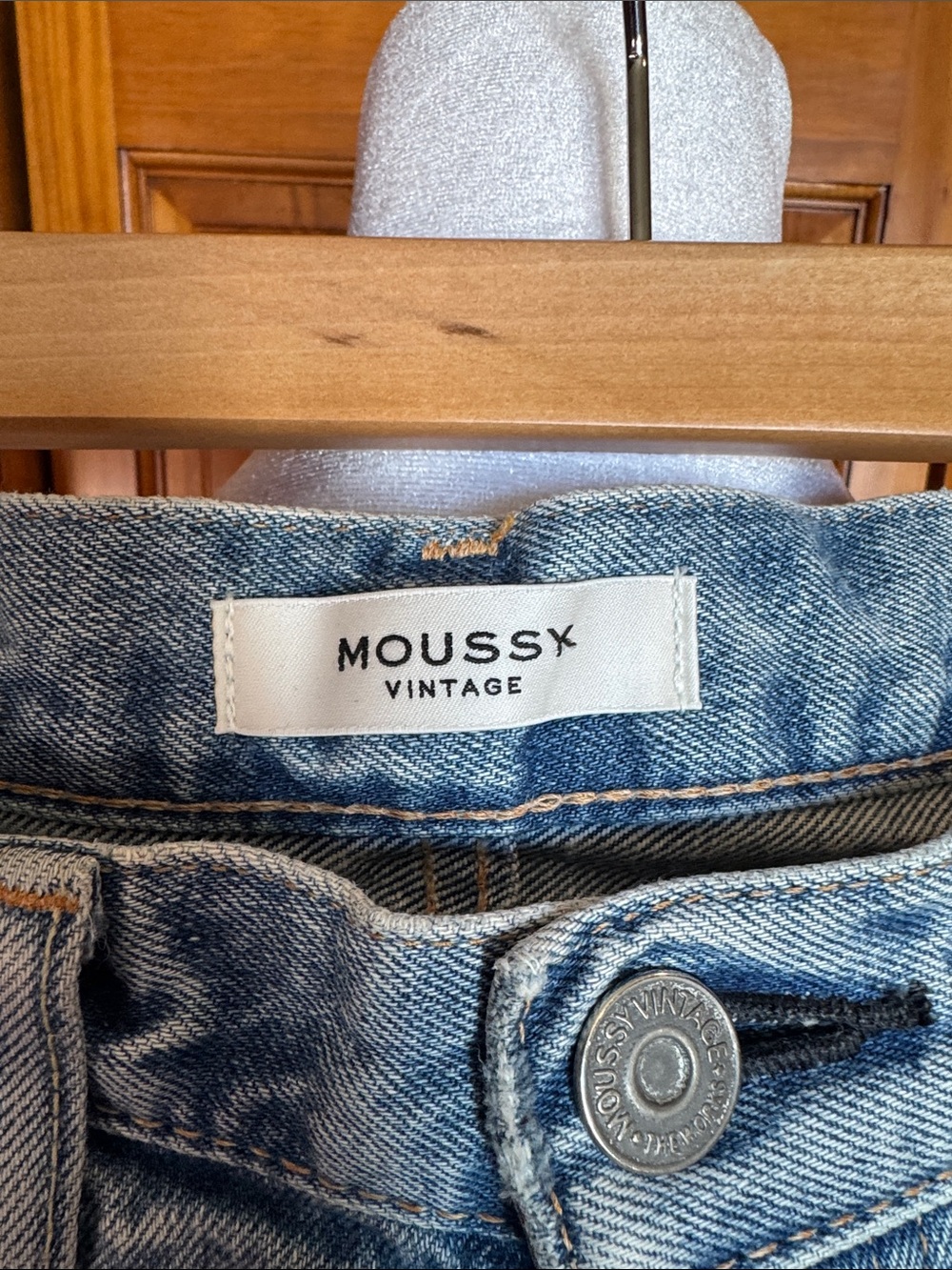 Moussy Light Blue Straight-Leg Distressed Jeans Button Fly - Picture 2 of 3
